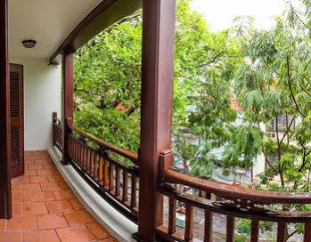Hestia Legend Hotel 3*